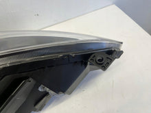 Laden Sie das Bild in den Galerie-Viewer, Frontscheinwerfer Mazda II 51040AS345 Links Scheinwerfer Headlight