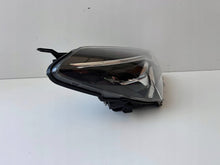 Load image into Gallery viewer, Frontscheinwerfer Toyota Yaris 0D197 Rechts Scheinwerfer Headlight SCH2930471341an