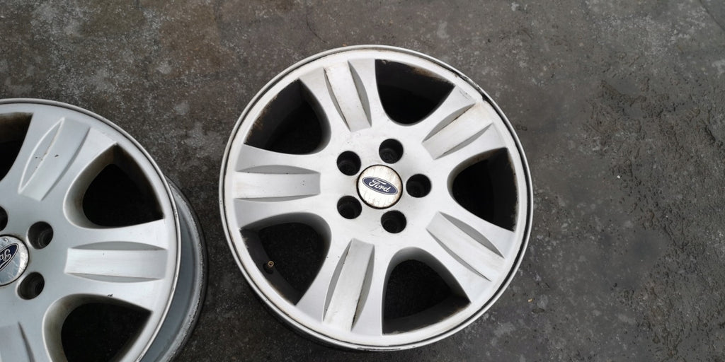1x Alufelge 16 Zoll 6.5" 5x108 52 5ET Glanz Silber Ford Focus C-Max Rim Wheel FEL5821654032ea