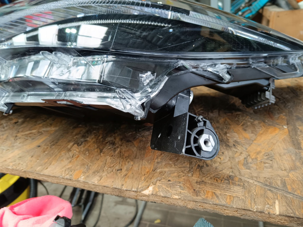 Frontscheinwerfer Toyota Corolla LED Links Scheinwerfer Headlight SCH6735346233pv
