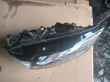 Load image into Gallery viewer, Frontscheinwerfer Citroën 9821750380 9821750280 LED Rechts oder Links