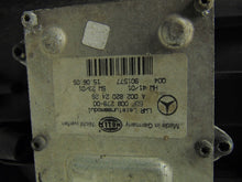 Laden Sie das Bild in den Galerie-Viewer, Frontscheinwerfer Mercedes-Benz W211 5DV00829000 A0028202426 Xenon Rechts SCH4053282165nd