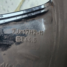 Load image into Gallery viewer, 1x Alufelge 17 Zoll 7.0" 5x112 44 5ET A2064017100 Mercedes-Benz W206 Rim Wheel FEL9867467500bj