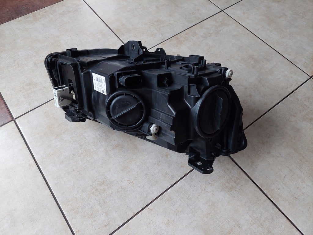 Frontscheinwerfer Mercedes-Benz W176 A1768202761-1 Links Scheinwerfer Headlight SCH2146655826ir