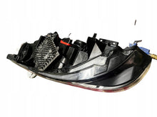 Laden Sie das Bild in den Galerie-Viewer, Frontscheinwerfer Iveco I 58028452580 Xenon Rechts Scheinwerfer Headlight SCH9007814550np