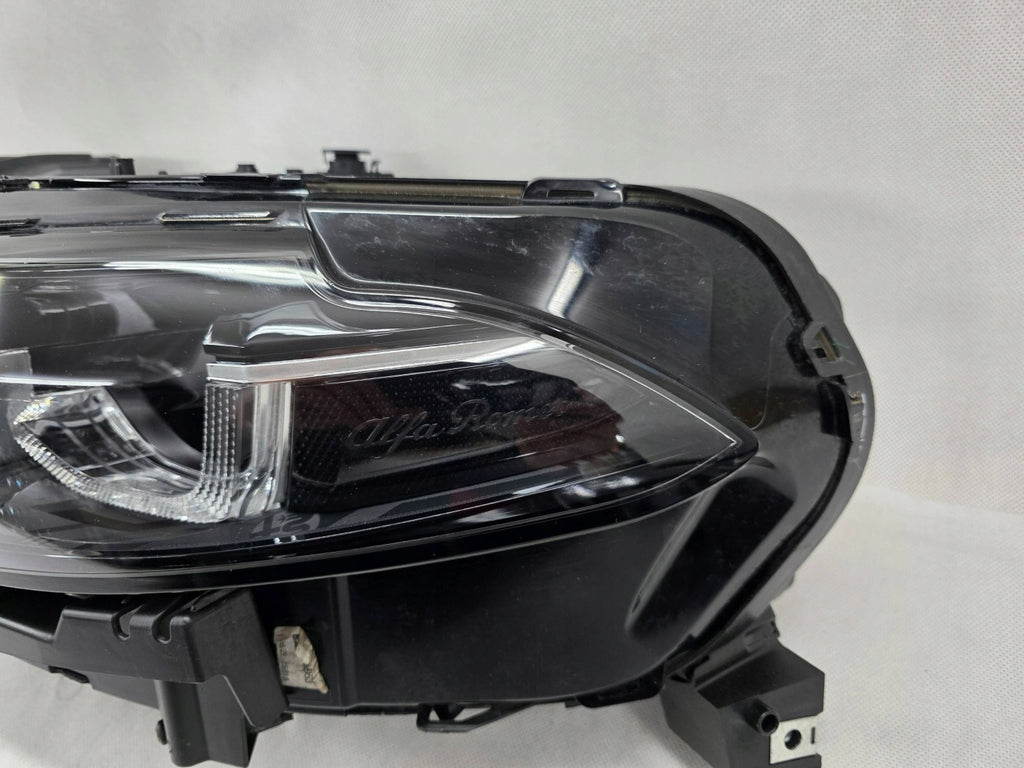Frontscheinwerfer Alfa Romeo SPP19056 00505643940 Links Scheinwerfer Headlight SCH9291714983qi