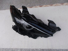 Load image into Gallery viewer, Frontscheinwerfer Mazda III 6283542335 Rechts Scheinwerfer Headlight