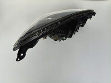 Laden Sie das Bild in den Galerie-Viewer, Frontscheinwerfer Mazda 2 Links Scheinwerfer Headlight SCH4477601988yp