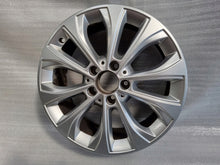Laden Sie das Bild in den Galerie-Viewer, 1x Alufelge 17 Zoll 7.0" 5x112 A20540118100 Mercedes-Benz W205 Rim Wheel FEL1095819712tt
