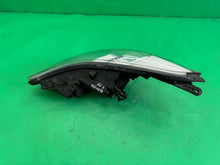 Load image into Gallery viewer, Frontscheinwerfer Hyundai Elantra Rechts Scheinwerfer Headlight