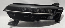 Laden Sie das Bild in den Galerie-Viewer, Frontscheinwerfer Renault Megane I E-Tech 260605490R LED Links Headlight SCH8168870565ks