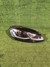 Laden Sie das Bild in den Galerie-Viewer, Frontscheinwerfer VW Golf VII 5G1941036C 1EX01306630 Rechts Headlight SCH6793501632gp