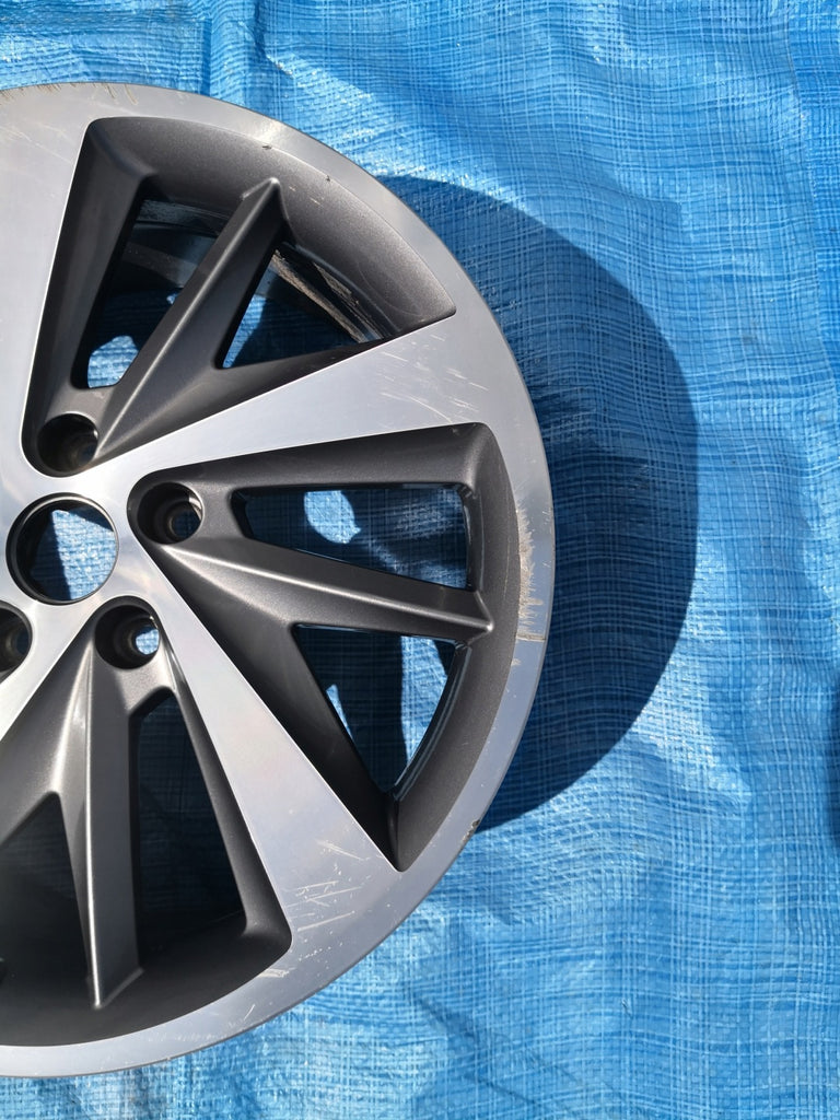 1x Alufelge 18 Zoll 7.5" 5x112 51ET Glanz Grau 5F0601025E Cupra Leon Mg FEL2794057124lw