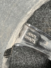 Load image into Gallery viewer, 1x Alufelge 16 Zoll 6.5" 4x100 40ET Glanz Schwarz OPO72 Opel Corsa D Rim Wheel FEL8887765099wi