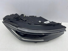 Laden Sie das Bild in den Galerie-Viewer, Frontscheinwerfer VW Passat 3J1941036 LED Rechts Scheinwerfer Headlight SCH2019315249qu