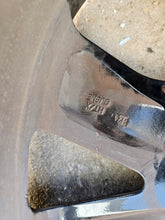 Load image into Gallery viewer, 1x Alufelge 19 Zoll 7.0" 5x108 47 5ET Glanz Schwarz LJ8C1007B1 NJ8J1007AA Ford FEL4080993371ve