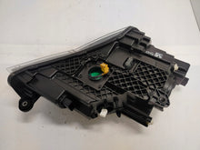 Laden Sie das Bild in den Galerie-Viewer, Frontscheinwerfer Skoda Superb III 3V1941015B Xenon Links Scheinwerfer Headlight SCH5822950716lh