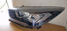 Laden Sie das Bild in den Galerie-Viewer, Frontscheinwerfer Ford Kuga GV41-13W030-FD 90156437 LED Links Headlight