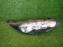 Laden Sie das Bild in den Galerie-Viewer, Frontscheinwerfer Ford Fiesta VII C1BB-13W029-AE Rechts Scheinwerfer Headlight SCH9208074027zy