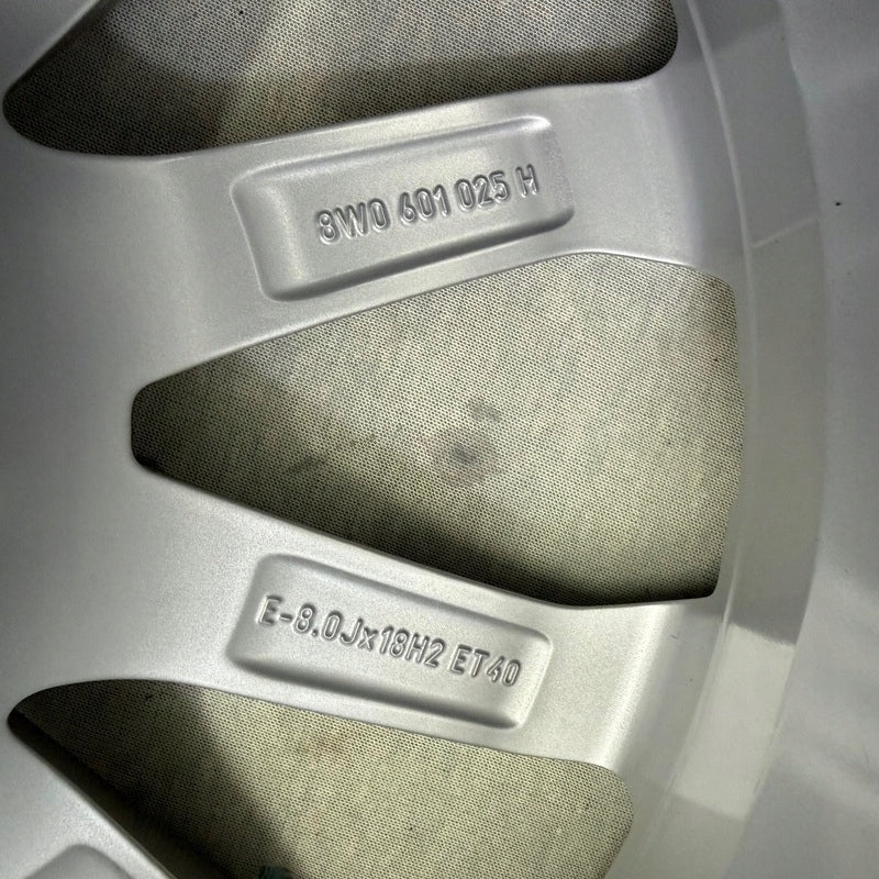 1x Alufelge 18 Zoll 8.0" 5x112 40ET Glanz Silber 8W0601025H Audi Rim Wheel FEL6023413521af