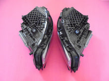 Laden Sie das Bild in den Galerie-Viewer, Frontscheinwerfer Mercedes-Benz A1779062505 A1779062605 Ein Satz Headlight SCH9259104041er