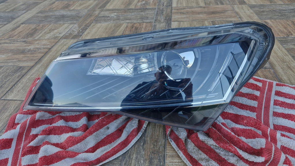 Frontscheinwerfer Skoda Superb III 3V1941015B Xenon Links Scheinwerfer Headlight SCH7273936698zu