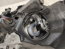 Laden Sie das Bild in den Galerie-Viewer, Frontscheinwerfer Toyota Avensis Rechts Scheinwerfer Headlight SCH1711604621xp