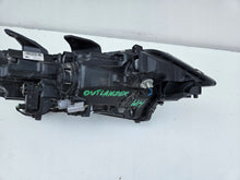 Laden Sie das Bild in den Galerie-Viewer, Frontscheinwerfer Mitsubishi Outlander III 8301CB-63 LED Links Headlight