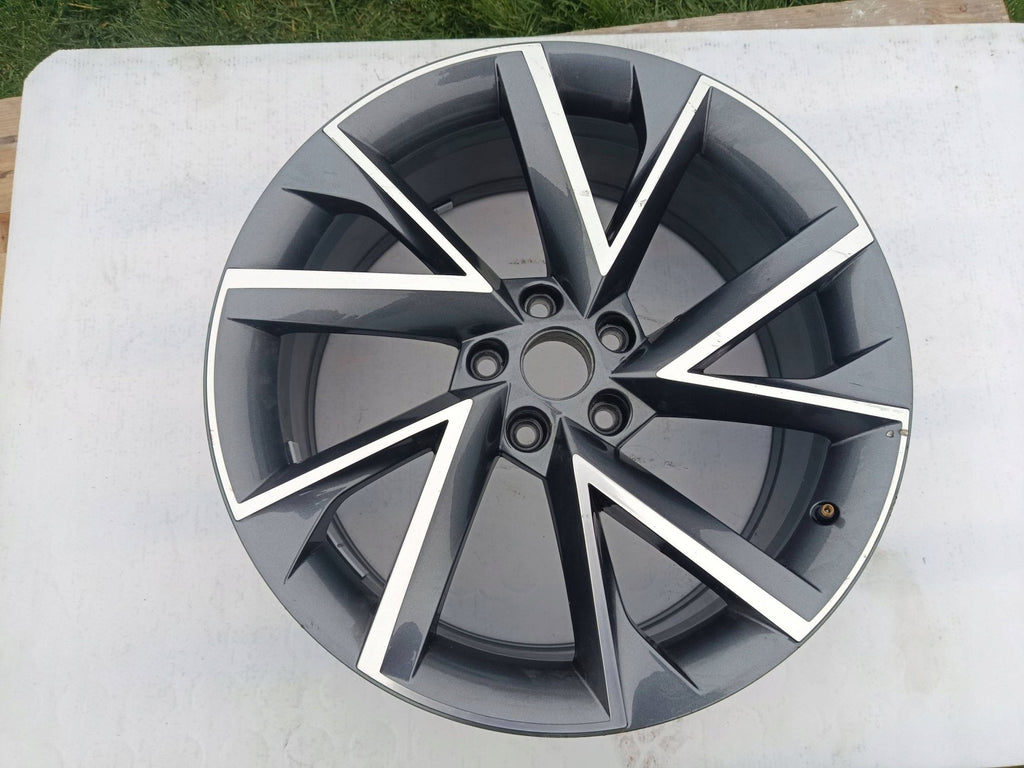 1x Alufelge 19 Zoll 3V0601025AP Skoda Superb I Rim Wheel FEL4864064306di