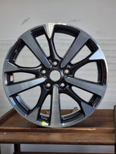 Laden Sie das Bild in den Galerie-Viewer, 1x Alufelge 18 Zoll 7.5&quot; 5x112 55ET N798018 Nissan Altima Elgrand Rim Wheel