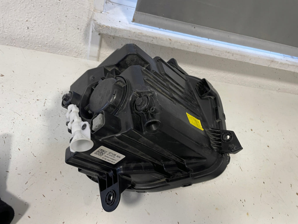 Frontscheinwerfer Hyundai Tucson Nx4e N792112020 FALSE Scheinwerfer Headlight SCH2287085012yj