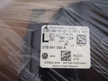 Laden Sie das Bild in den Galerie-Viewer, Frontscheinwerfer VW Touran 55B941005A FALSE Scheinwerfer Headlight SCH9561603743hg