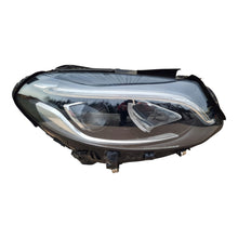 Laden Sie das Bild in den Galerie-Viewer, Frontscheinwerfer Mercedes-Benz W246 A2469065401 LED Rechts Headlight