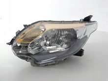 Laden Sie das Bild in den Galerie-Viewer, Frontscheinwerfer Mitsubishi L200 8301D153 Links Scheinwerfer Headlight SCH3855551089os