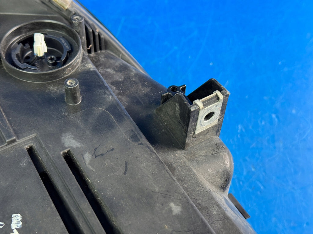 Frontscheinwerfer BMW F06 F12 F13 7222089-16 Bi-Xenon Links Headlight SCH2559623398um