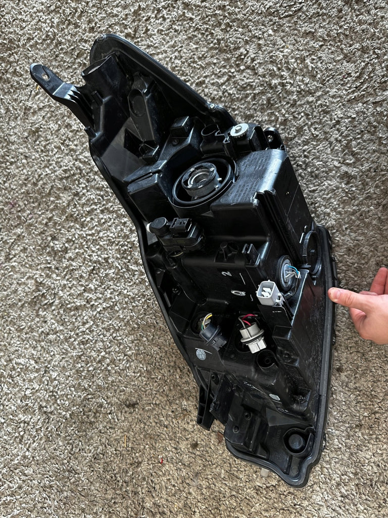 Frontscheinwerfer Toyota Yaris Rechts Scheinwerfer Headlight SCH6744149274zu