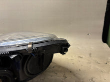 Laden Sie das Bild in den Galerie-Viewer, Frontscheinwerfer Mercedes-Benz Slk A1718203261 Rechts Scheinwerfer Headlight SCH4235079812tv