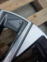 Laden Sie das Bild in den Galerie-Viewer, 1x Alufelge 19 Zoll 7.5" 5x108 50 5ET Glanz Schwarz 32243399 Volvo I Rim Wheel FEL3940861333hz