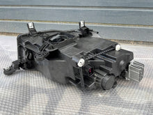 Laden Sie das Bild in den Galerie-Viewer, Frontscheinwerfer Seat Ateca 576941031C Full LED Links Scheinwerfer Headlight