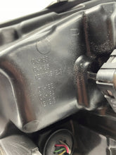 Load image into Gallery viewer, Frontscheinwerfer Toyota Hilux VIII LED Rechts Scheinwerfer Headlight SCH5531650154bl