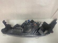 Laden Sie das Bild in den Galerie-Viewer, Frontscheinwerfer Mitsubishi Eclipse Cross I W3153 LED Rechts oder Links