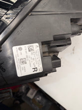 Laden Sie das Bild in den Galerie-Viewer, Frontscheinwerfer VW Touran 5TB941082D Full LED Rechts Scheinwerfer Headlight SCH3631423831rf