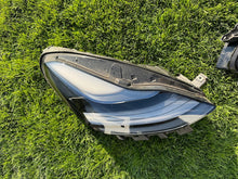 Laden Sie das Bild in den Galerie-Viewer, Frontscheinwerfer Tesla Model 3 1514953-00-D LED Rechts Scheinwerfer Headlight