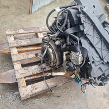 Laden Sie das Bild in den Galerie-Viewer, Motor BMW E60 E90 N43 Benzin Engine Komplett