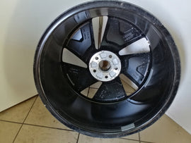 1x Alufelge 20 Zoll 9.0
