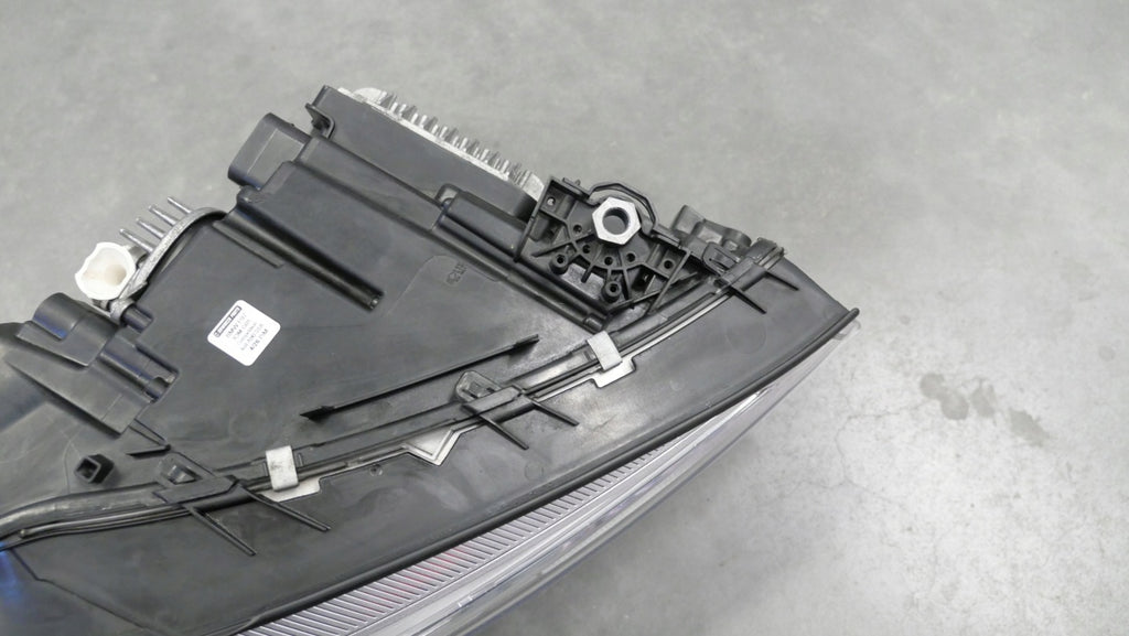 Frontscheinwerfer BMW G01 G02 8739654-04 Rechts Scheinwerfer Headlight SCH7314384200ug