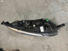 Load image into Gallery viewer, Frontscheinwerfer Fiat Ducato 1374292080 Ein Satz Scheinwerfer Headlight SCH8574169943nl