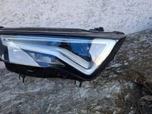 Laden Sie das Bild in den Galerie-Viewer, Frontscheinwerfer Seat Ateca 576941031B LED Ein Stück (Rechts oder Links)