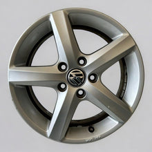 Laden Sie das Bild in den Galerie-Viewer, 1x Alufelge 16 Zoll 6.0&quot; 5x112 48ET Glanz Silber 5G0071496 VW Golf Vii Rim Wheel