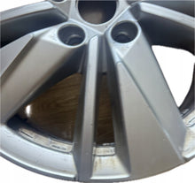 Laden Sie das Bild in den Galerie-Viewer, 1x Alufelge 17 Zoll 7.0" 5x112 57A601025AA Skoda Karoq Rim Wheel FEL8060649596nn